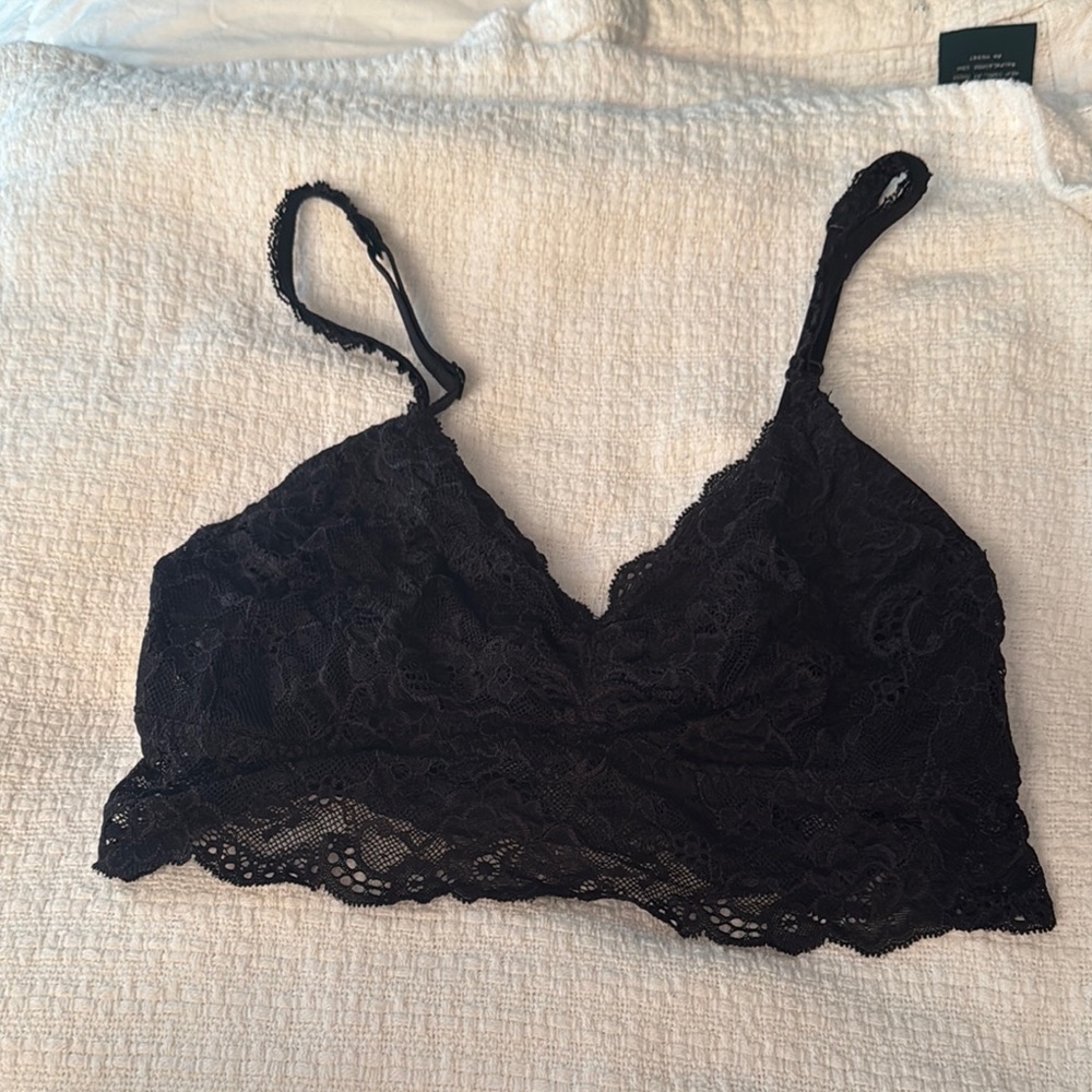 Lace Bralette in Black